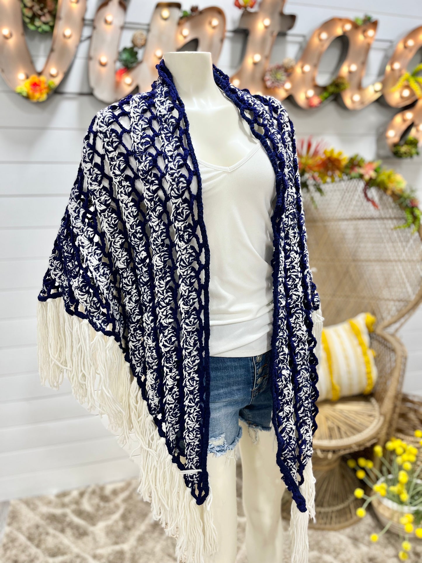 70s Braided Fringe Crochet Vintage Poncho Cape