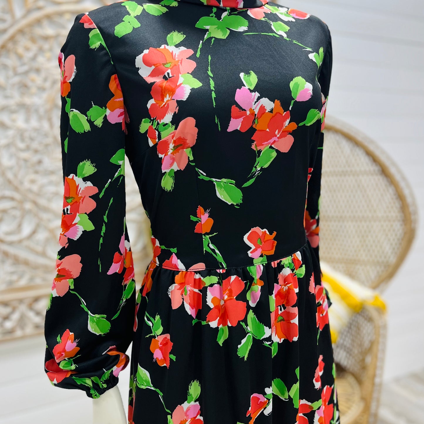 Floral Print 60s Mod Mini High Collar Black Bohemian Vintage Dress M