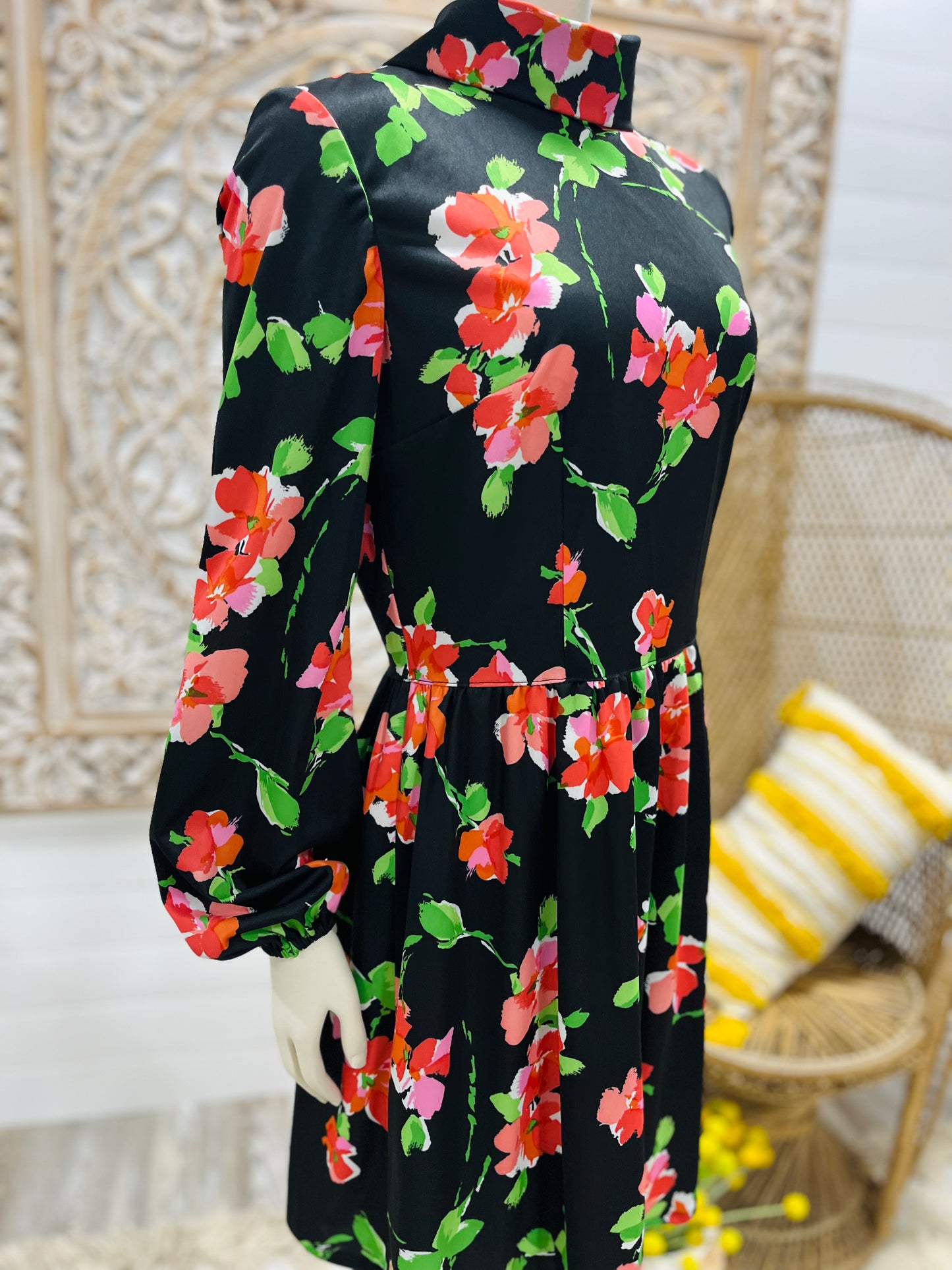 Floral Print 60s Mod Mini High Collar Black Bohemian Vintage Dress M