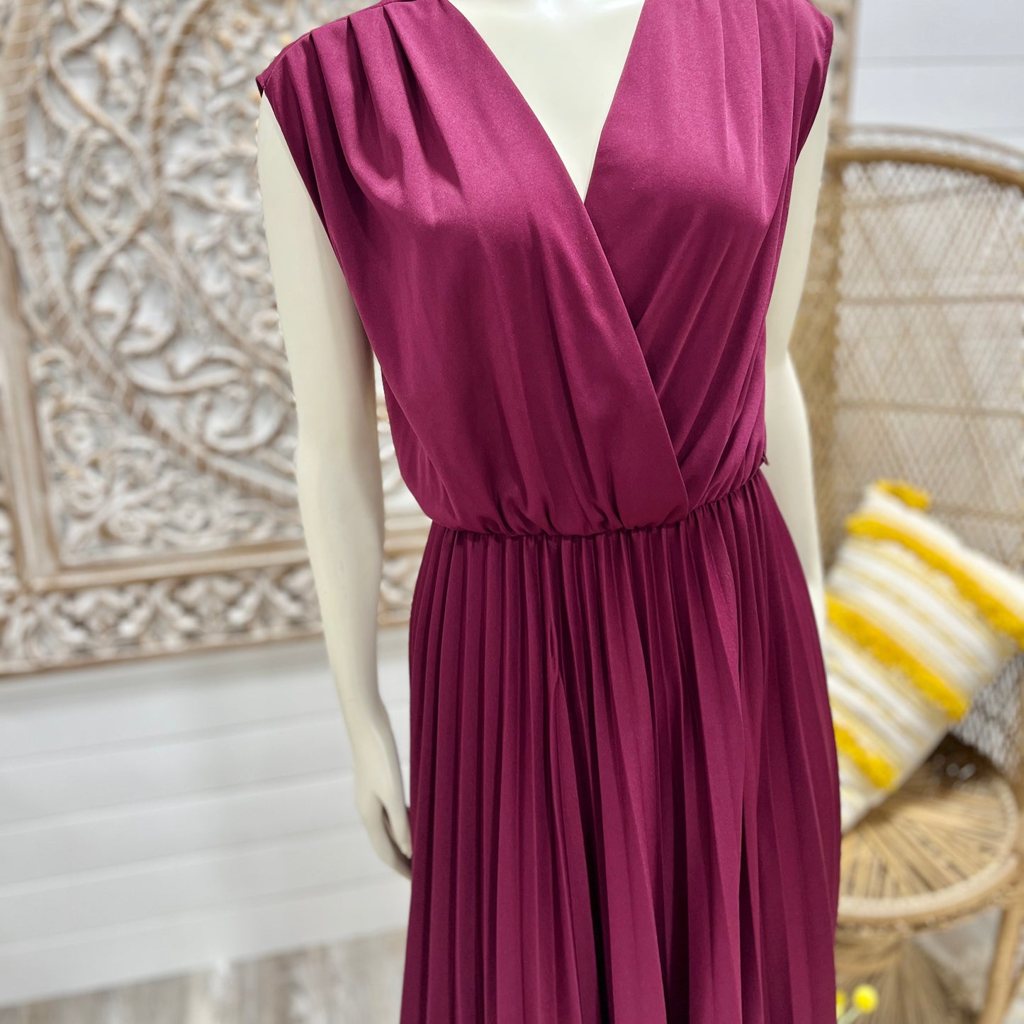 70s Vintage Maroon Pleated Flowing Slip On Dress L/XL