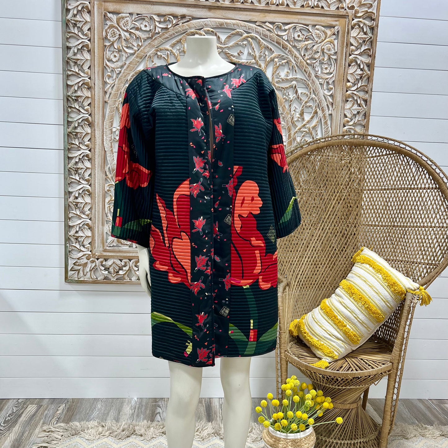 Vintage 80s Michaele Vollbracht Black & Tulip Oversized Floral Quilted Jacket XL