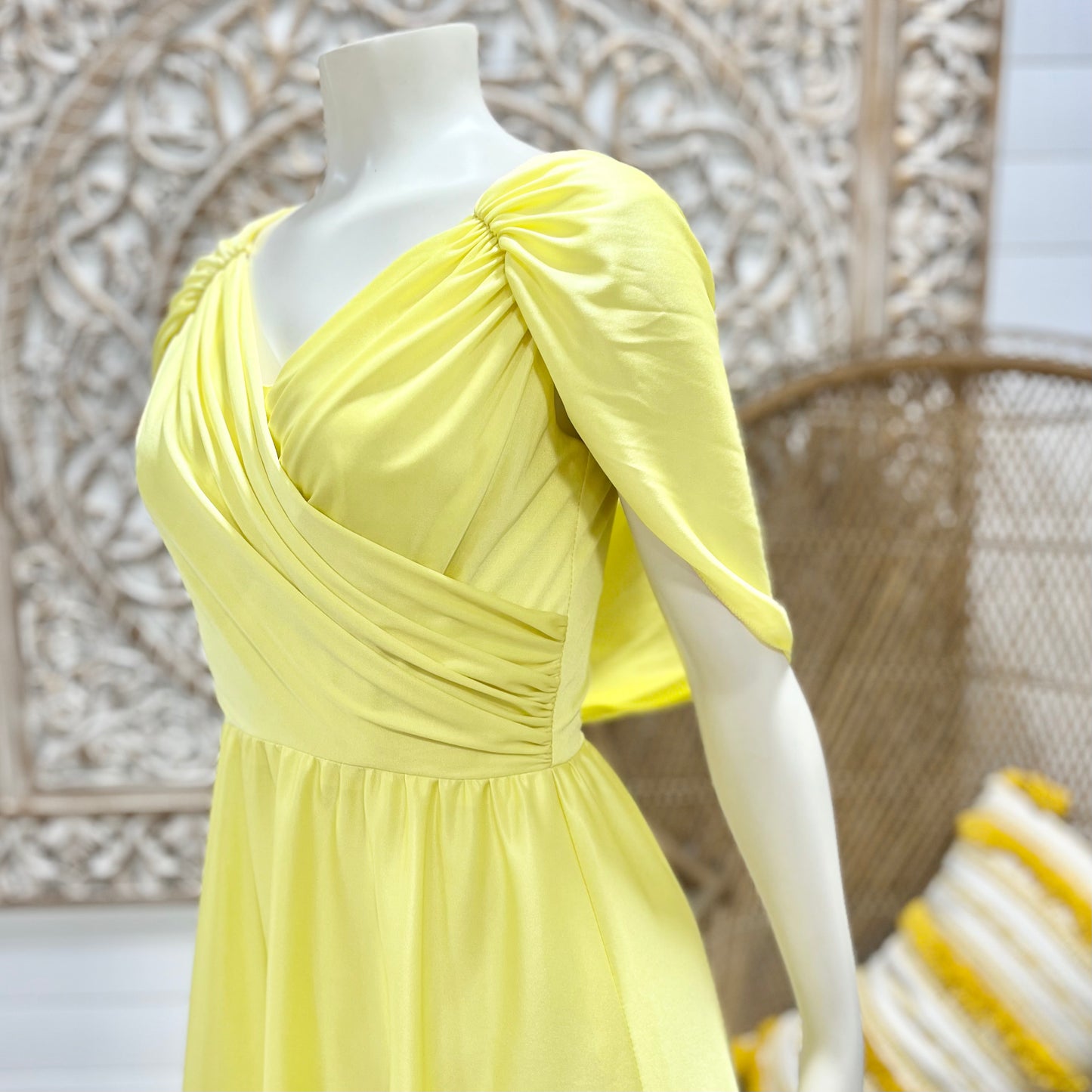 Vintage 70s Elegant Goddess Cottagecore Boho Yellow Maxi Cape Dress XS/S
