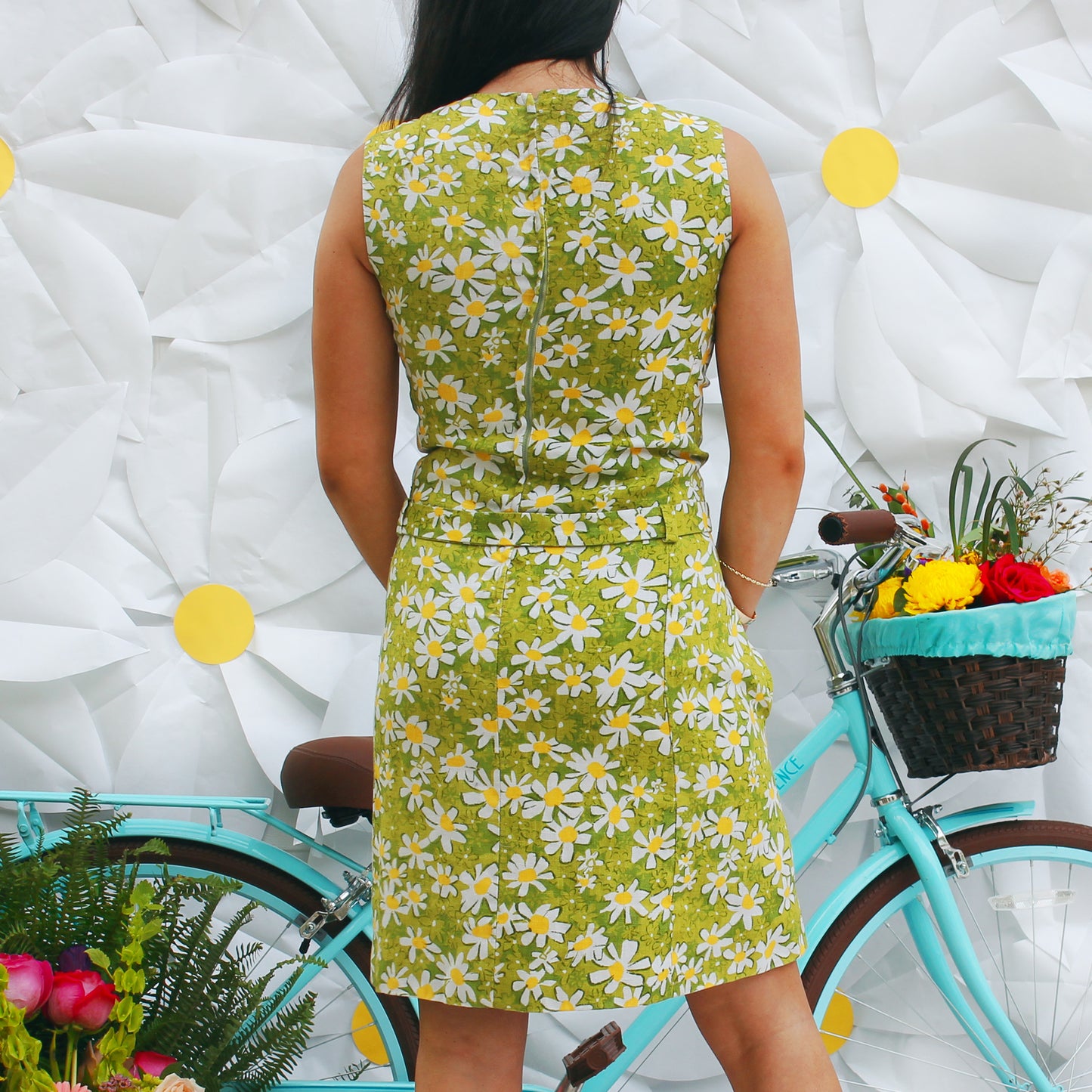 Vintage 60s Mod Flower Child Hippie Daisy Mini Dress S