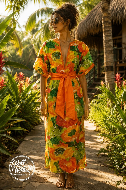70s Hawaiian Hilo Style Hibiscus Floral Print Maxi Vintage Dress