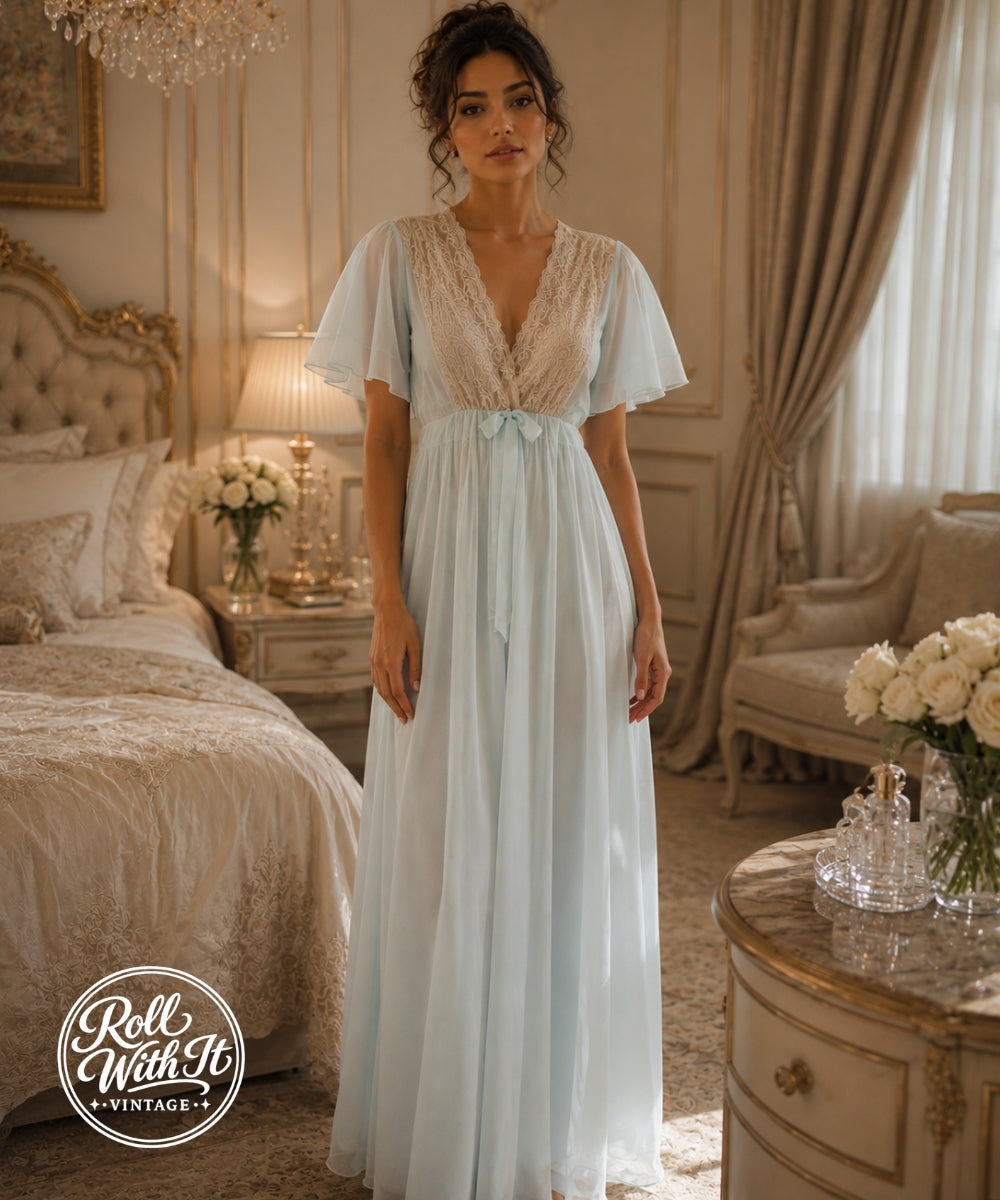 Vintage 70s Baby Blue Lace Shadowline Lingerie Nightie and Robe XS