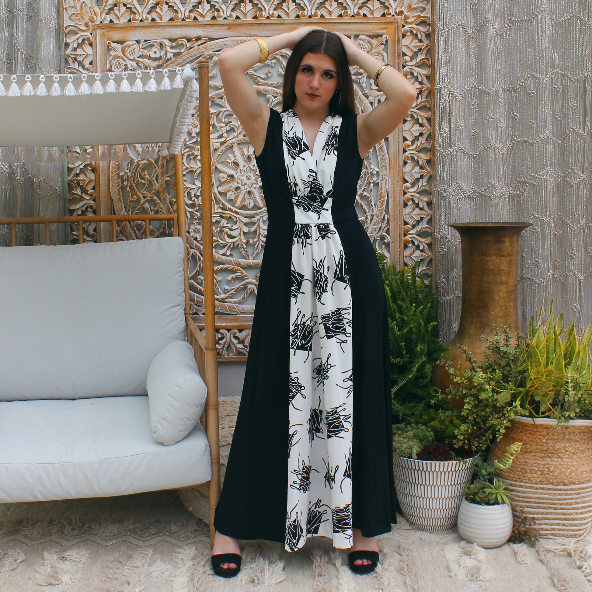 Vintage 70s Modern Art Color Block Black White Maxi Dress M/L rollwithitvintage Vintage 70s Modern Art Color Block Black White Maxi Dress M/L rollwithitvintage